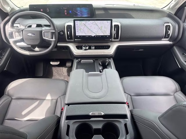 2026 Silver Metallic Ford Expedition Active RWD SUV