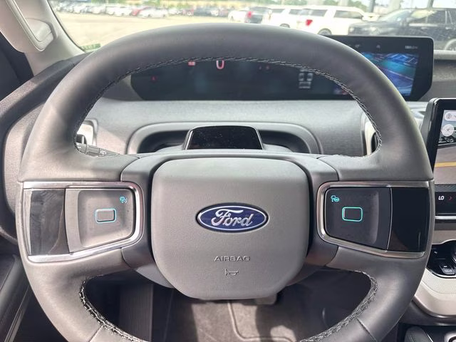 2026 Silver Metallic Ford Expedition Active RWD SUV