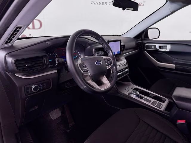 2021 Agate Black Metallic Ford Explorer XLT RWD SUV