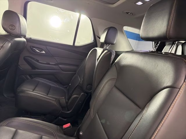 2019 Mosaic Black Metallic Chevrolet Traverse Premier FWD SUV