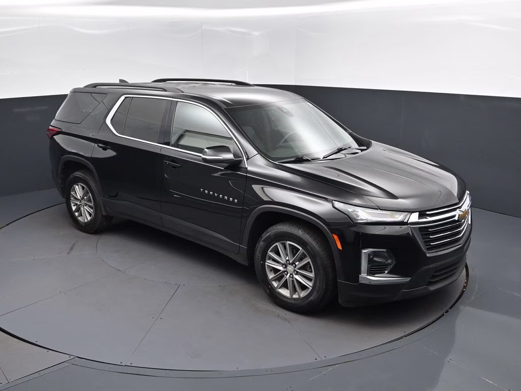 2024 Black Metallic Chevrolet Traverse Limited LT Cloth FWD SUV