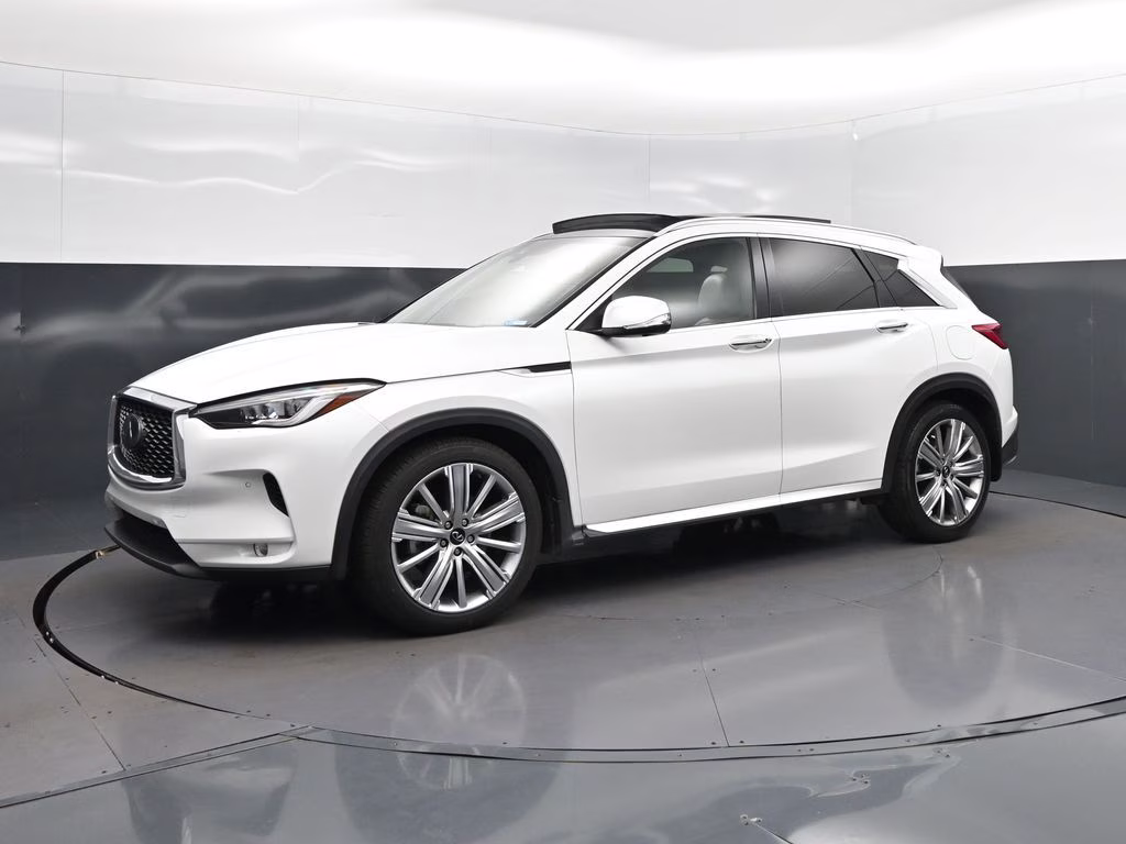 2023 White INFINITI QX50 Sensory AWD SUV