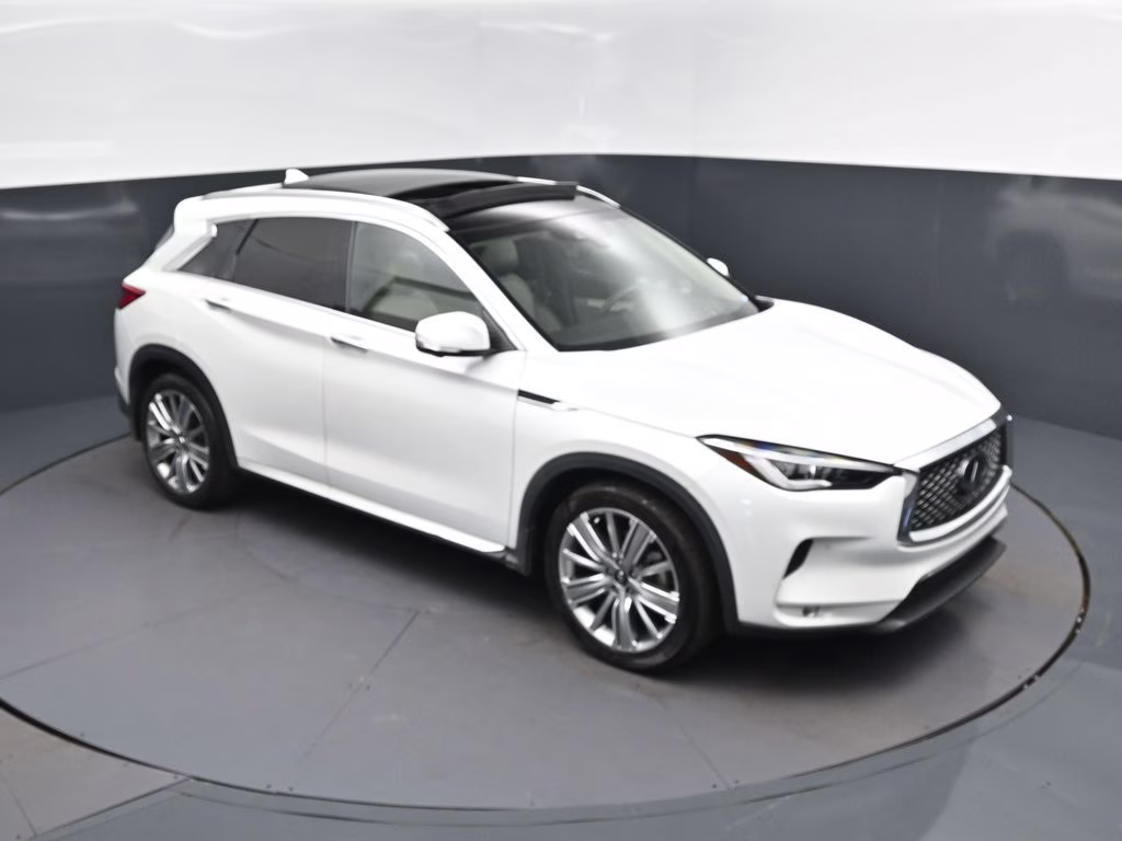2023 White INFINITI QX50 Sensory AWD SUV