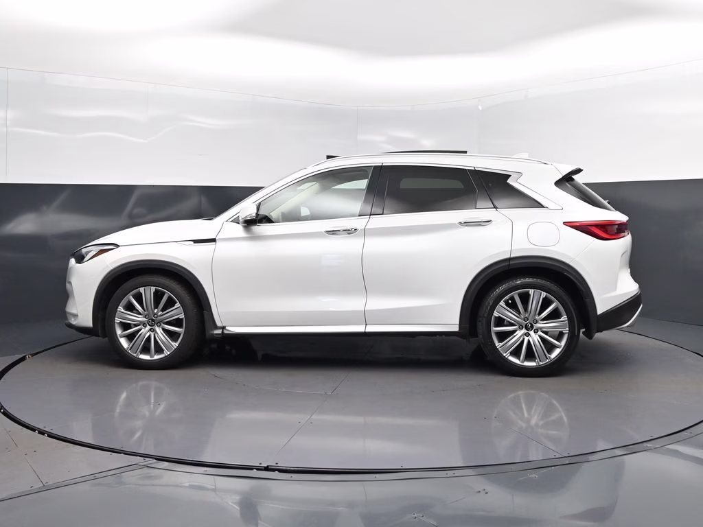 2023 White INFINITI QX50 Sensory AWD SUV