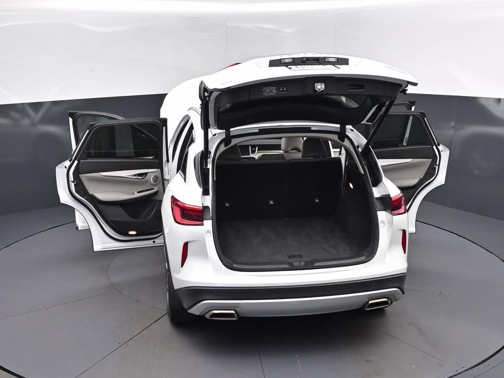 2023 White INFINITI QX50 Sensory AWD SUV