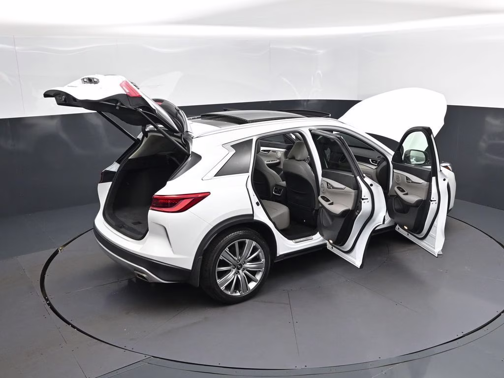 2023 White INFINITI QX50 Sensory AWD SUV
