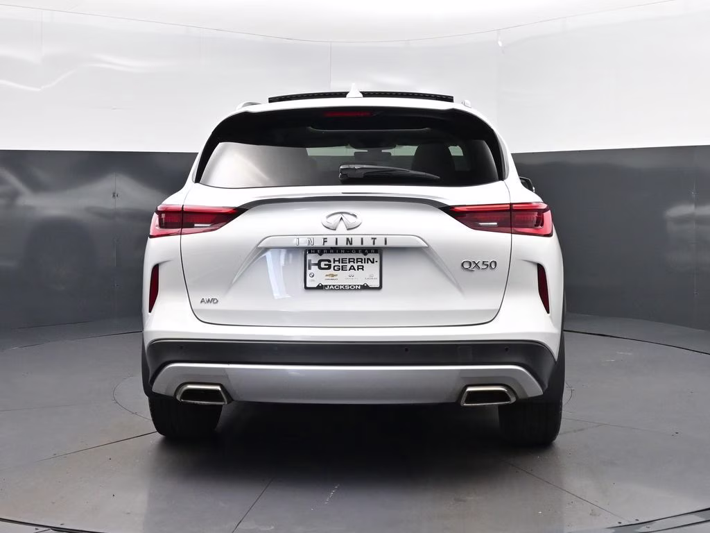 2023 White INFINITI QX50 Sensory AWD SUV