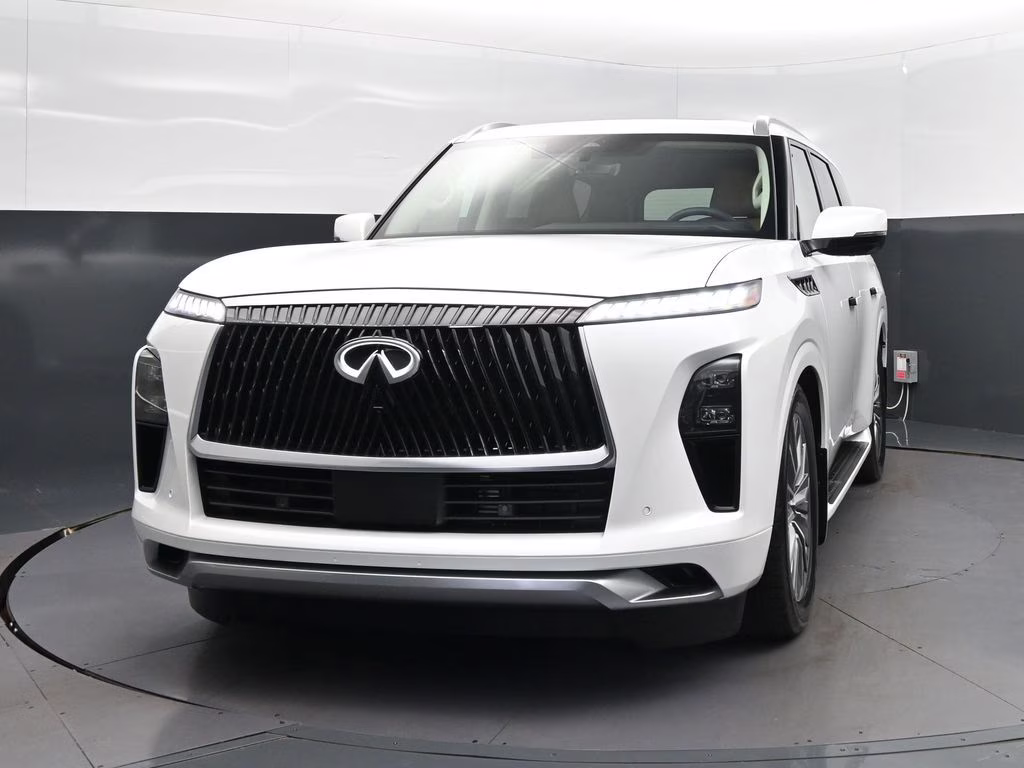 2026 Radiant White INFINITI QX80 LUXE RWD SUV