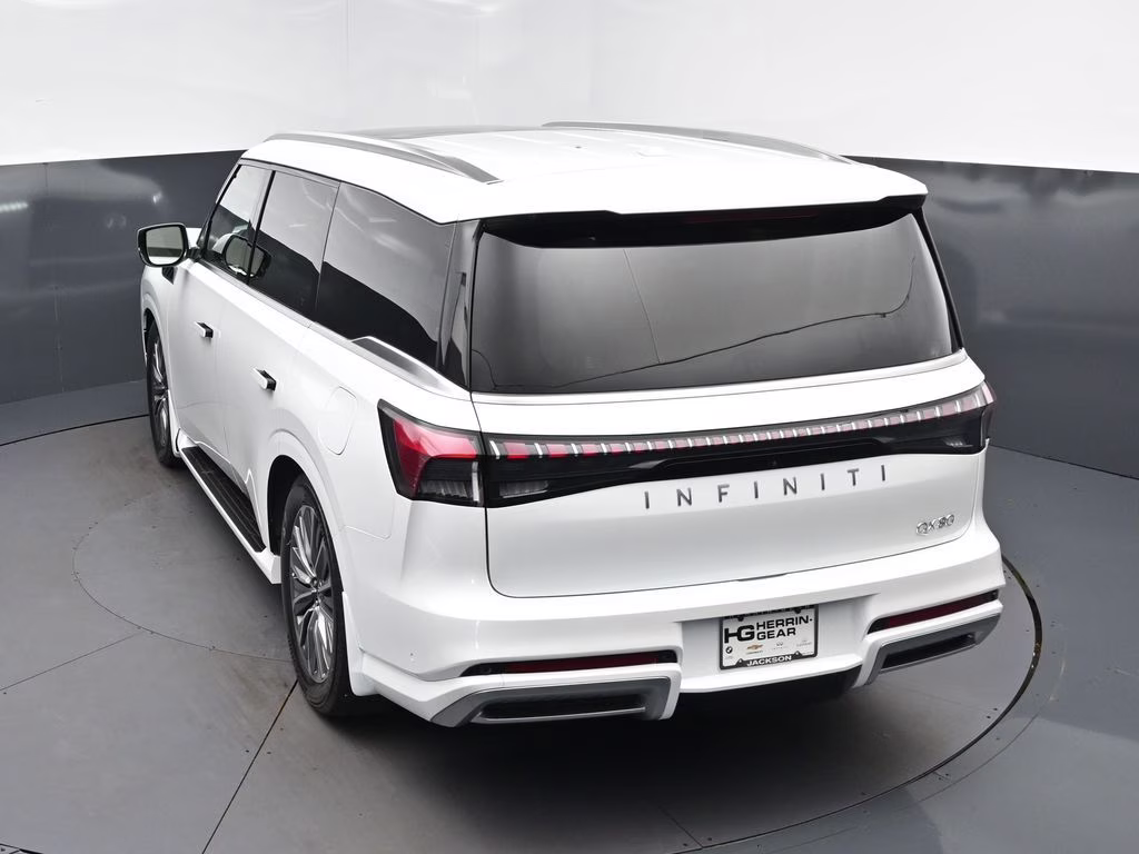 2026 Radiant White INFINITI QX80 LUXE RWD SUV