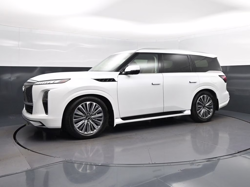 2026 Radiant White INFINITI QX80 LUXE RWD SUV