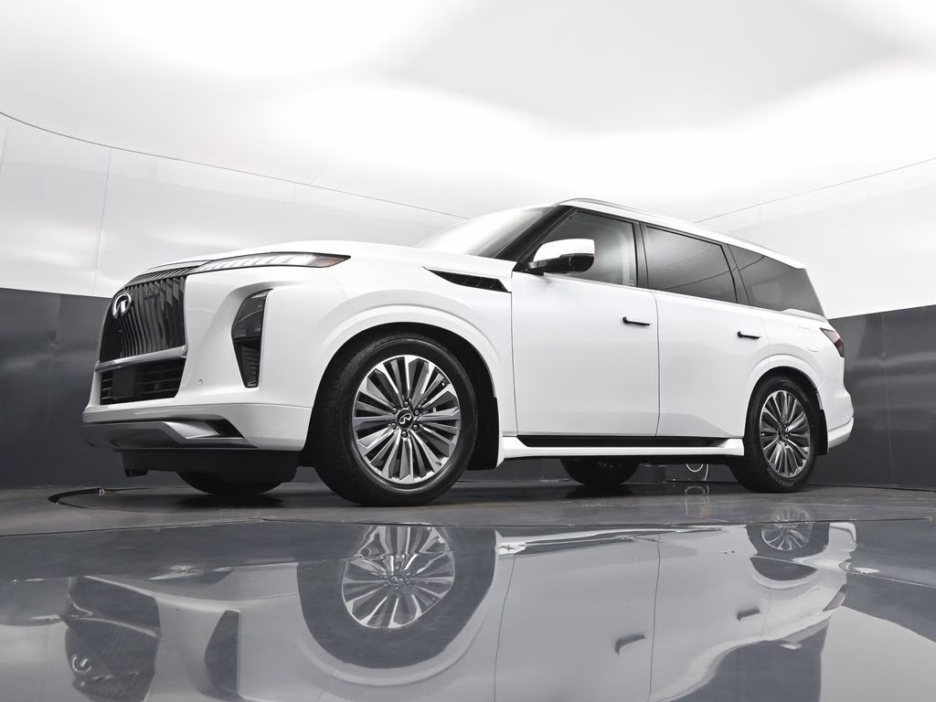 2026 Radiant White INFINITI QX80 LUXE RWD SUV