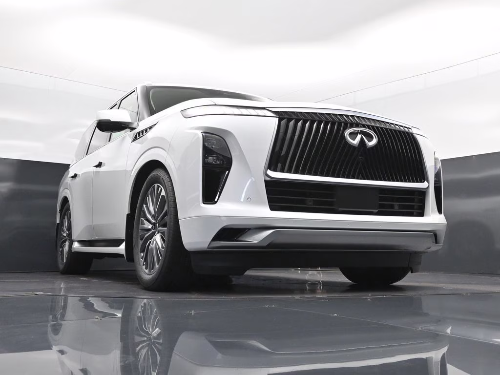 2026 Radiant White INFINITI QX80 LUXE RWD SUV