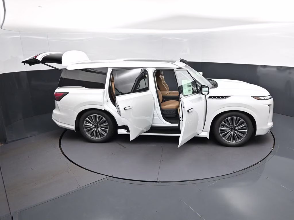 2026 Radiant White INFINITI QX80 LUXE RWD SUV
