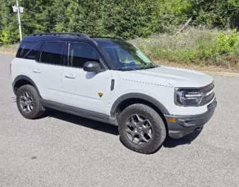 2022 Oxford White Ford Bronco Sport Badlands 4X4 SUV