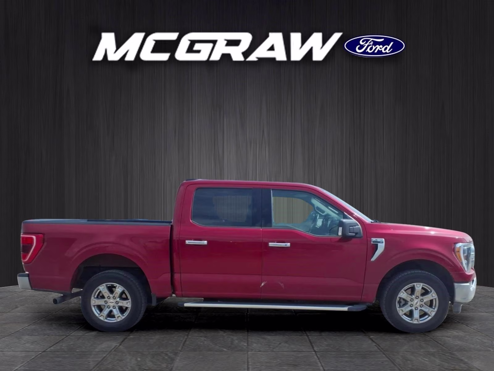2022 Red Metallic Ford F-150 XLT RWD Truck