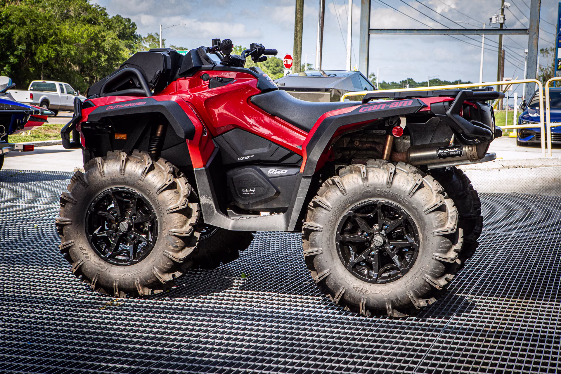 2024 Red Can-Am Outlander X mr 850 ATV