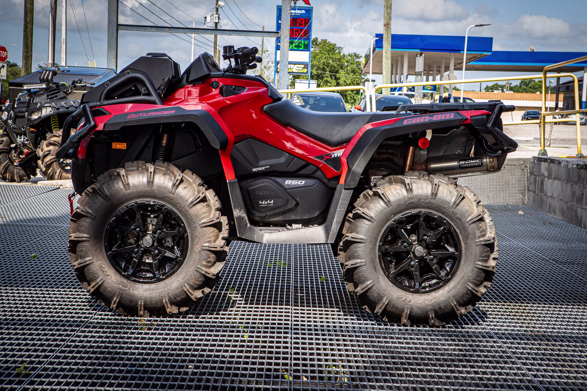 2024 Red Can-Am Outlander X mr 850 ATV