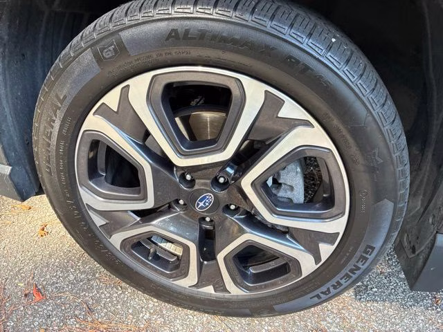 2023 Crystal Black Silica Subaru Ascent Touring AWD SUV