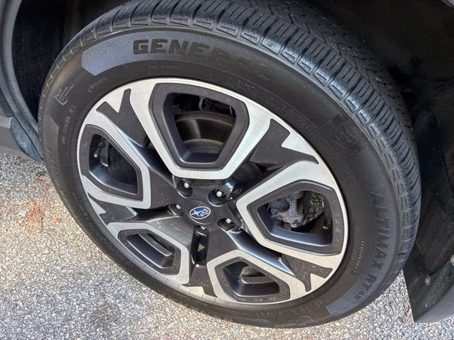 2023 Crystal Black Silica Subaru Ascent Touring AWD SUV