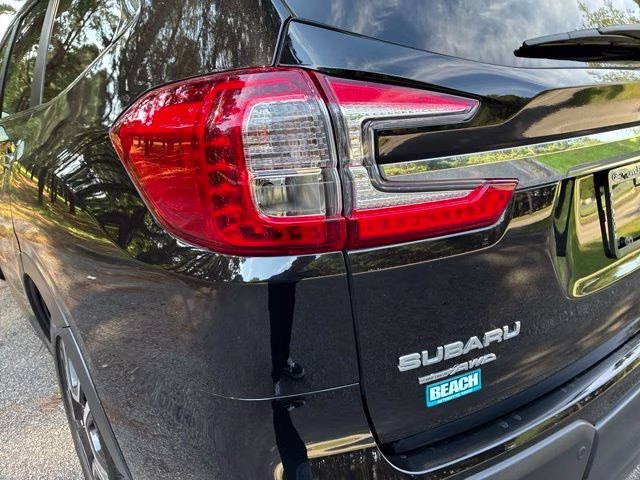 2023 Crystal Black Silica Subaru Ascent Touring AWD SUV
