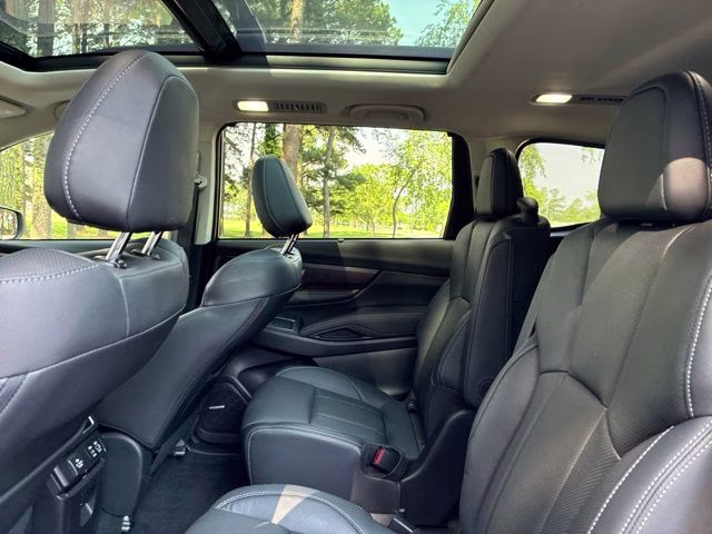 2023 Crystal Black Silica Subaru Ascent Touring AWD SUV