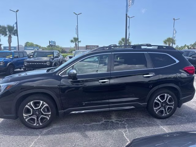 2023 Crystal Black Silica Subaru Ascent Touring AWD SUV