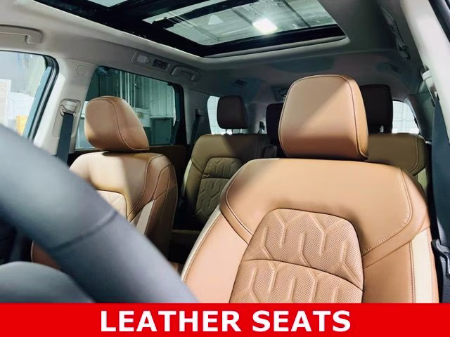 2026 Baltic Teal/Super Black Nissan Pathfinder Platinum FWD SUV