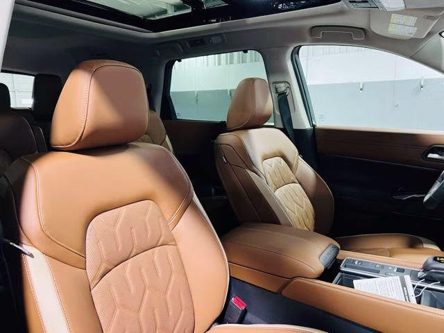 2026 Baltic Teal/Super Black Nissan Pathfinder Platinum FWD SUV