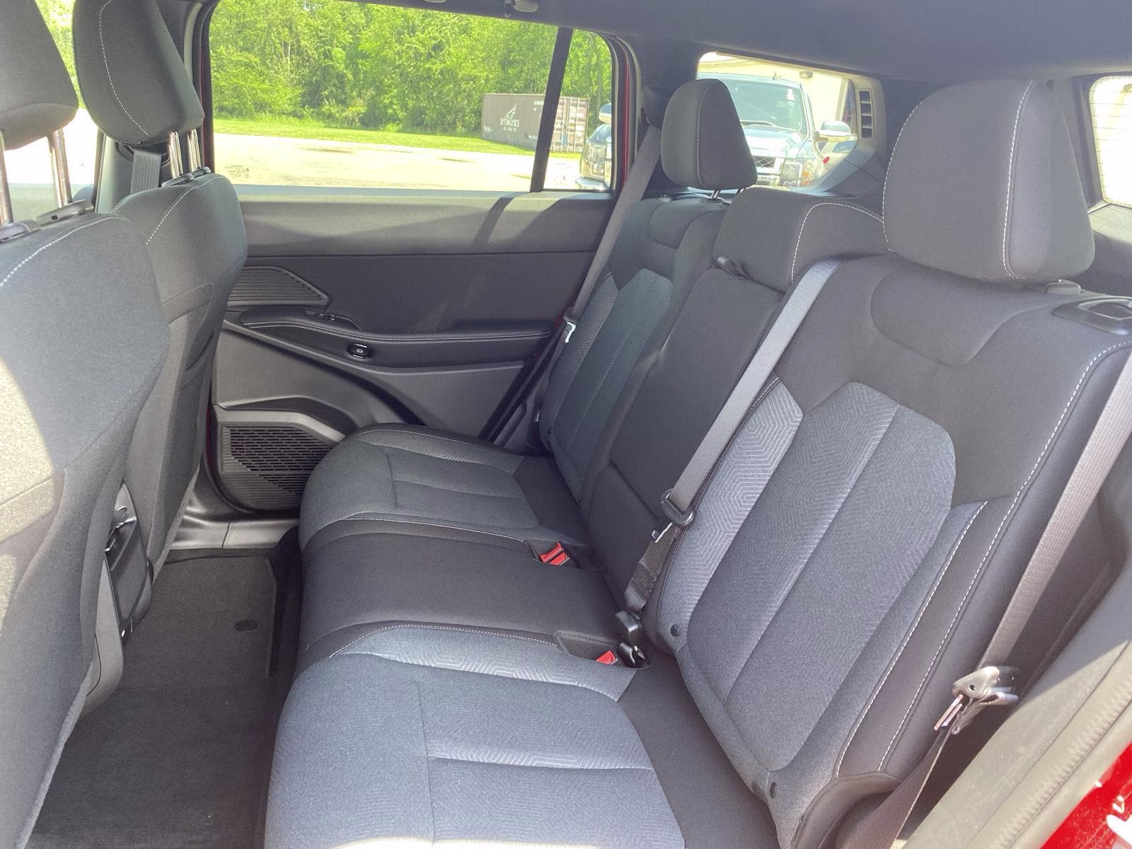 2026 Red Hot Pearlcoat Jeep Cherokee Laredo 4X4 SUV