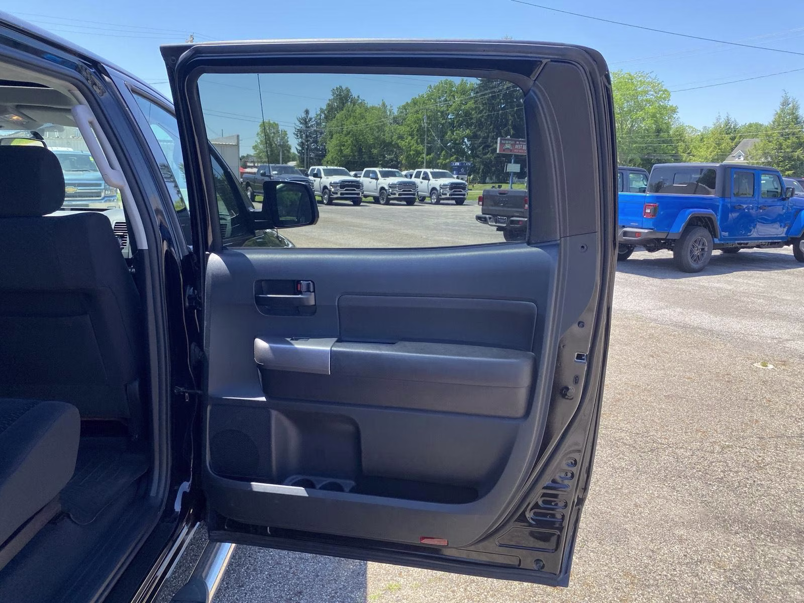 2011 Black Toyota Tundra Truck SR5 4X4 Truck