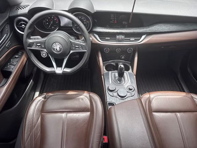 2019 Vulcano Black Metallic Alfa Romeo Stelvio Base AWD SUV