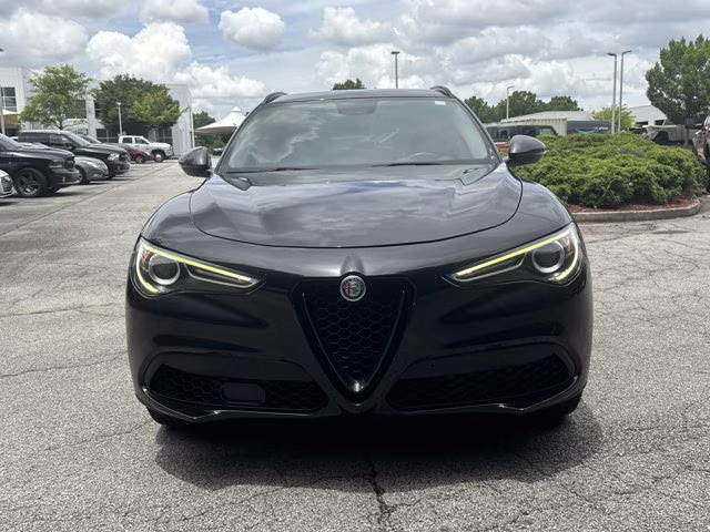 2019 Vulcano Black Metallic Alfa Romeo Stelvio Base AWD SUV