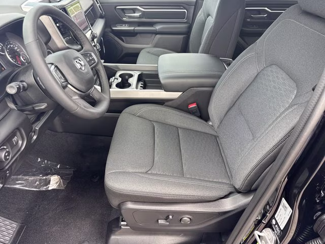 2026 Diamond Black Crystal Pearlcoat Ram 1500 Big Horn RWD Truck