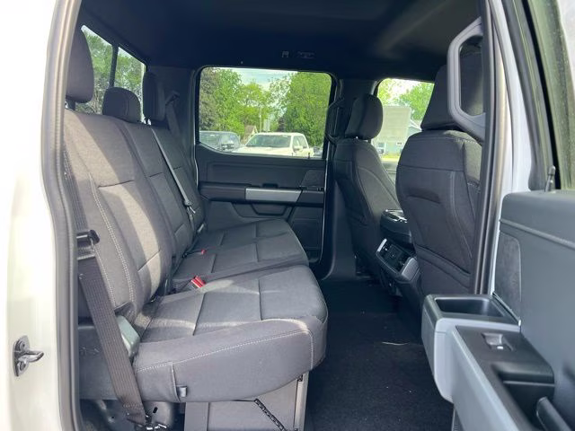 2026 Oxford White Ford F-150 XLT 4X4 Truck