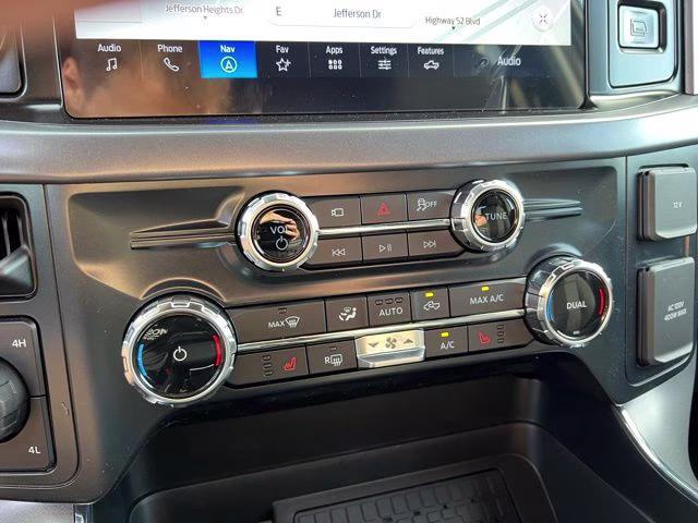 2026 Oxford White Ford F-150 XLT 4X4 Truck