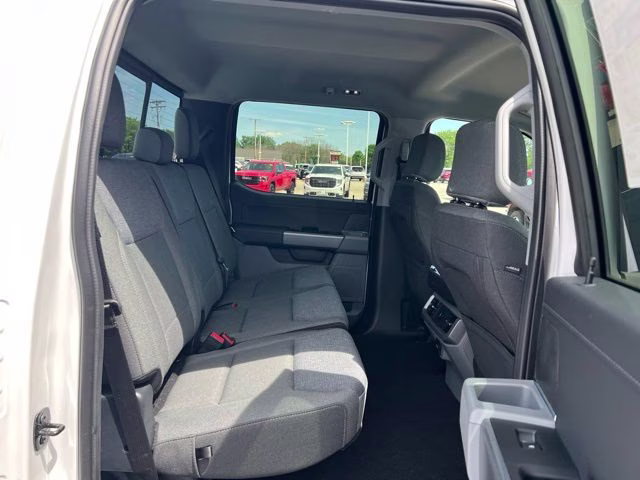2026 Oxford White Ford F-150 XLT 4X4 Truck