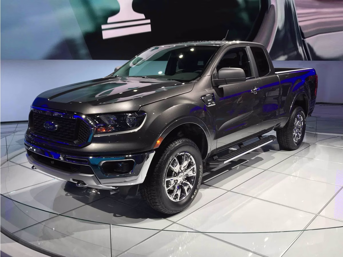 2022 Gray Ford Ranger Lariat 4X4 Truck