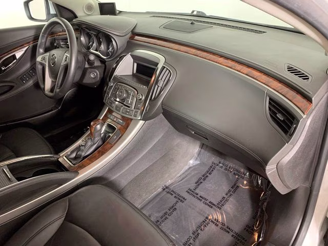 2011 Quicksilver Metallic Buick LaCrosse CXL FWD Sedan