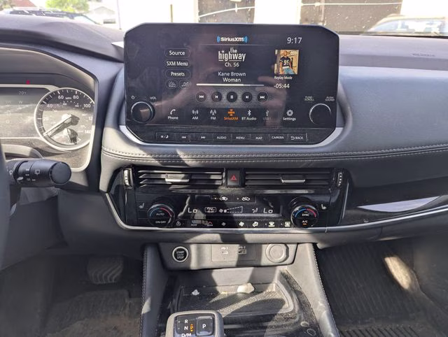 2023 Pearl White Tricoat Nissan Rogue SL AWD SUV