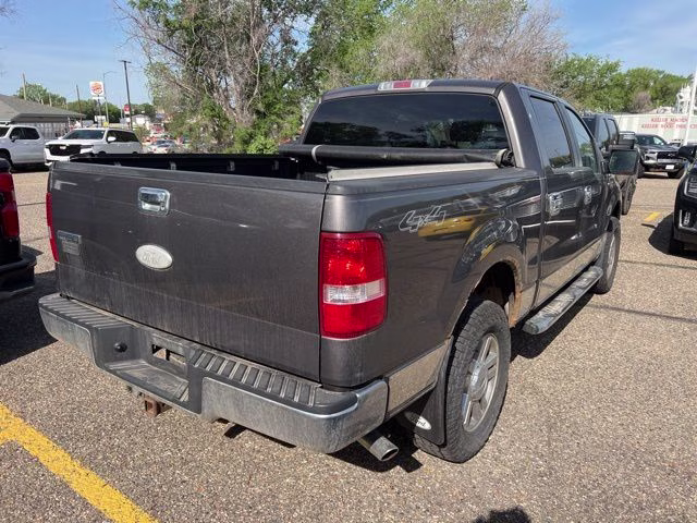 2007 Silver Clearcoat Metallic Ford F-150 XLT 4X4 Truck