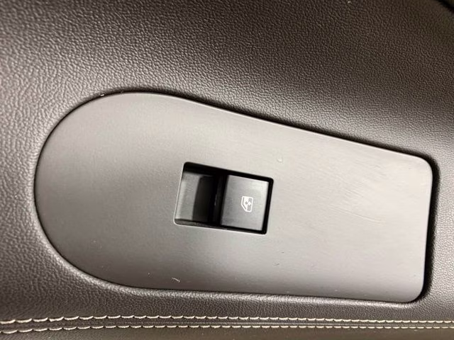 2011 Quicksilver Metallic Buick LaCrosse CXL FWD Sedan