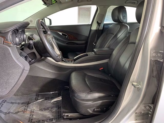 2011 Quicksilver Metallic Buick LaCrosse CXL FWD Sedan