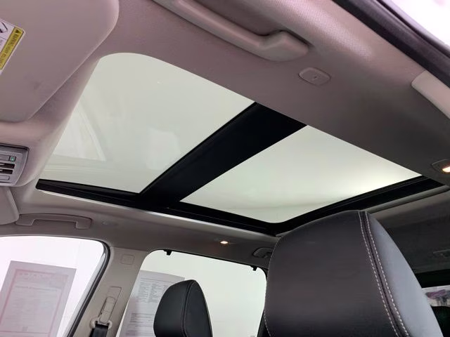 2023 Pearl White Tricoat Nissan Rogue SL AWD SUV