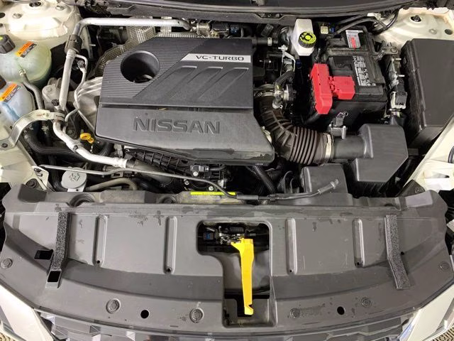 2023 Pearl White Tricoat Nissan Rogue SL AWD SUV