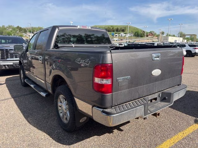 2007 Silver Clearcoat Metallic Ford F-150 XLT 4X4 Truck