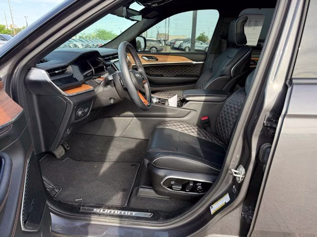 2024 Baltic Gray Metallic Clearcoat Jeep Grand Cherokee L Summit 4X4 SUV