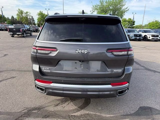 2024 Baltic Gray Metallic Clearcoat Jeep Grand Cherokee L Summit 4X4 SUV