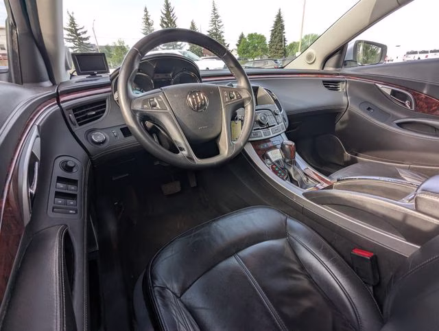 2011 Silver Buick LaCrosse CXL FWD Sedan