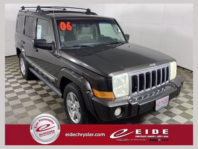 2006 Dark Khaki Pearlcoat Jeep Commander Limited RWD SUV