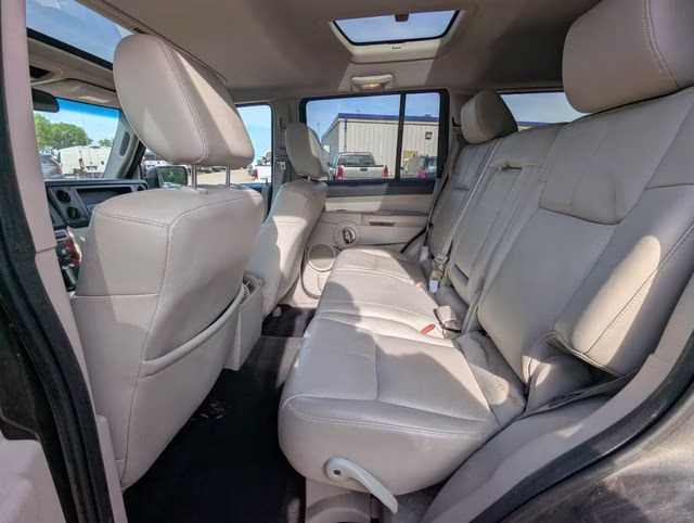 2006 Green Jeep Commander Limited RWD SUV